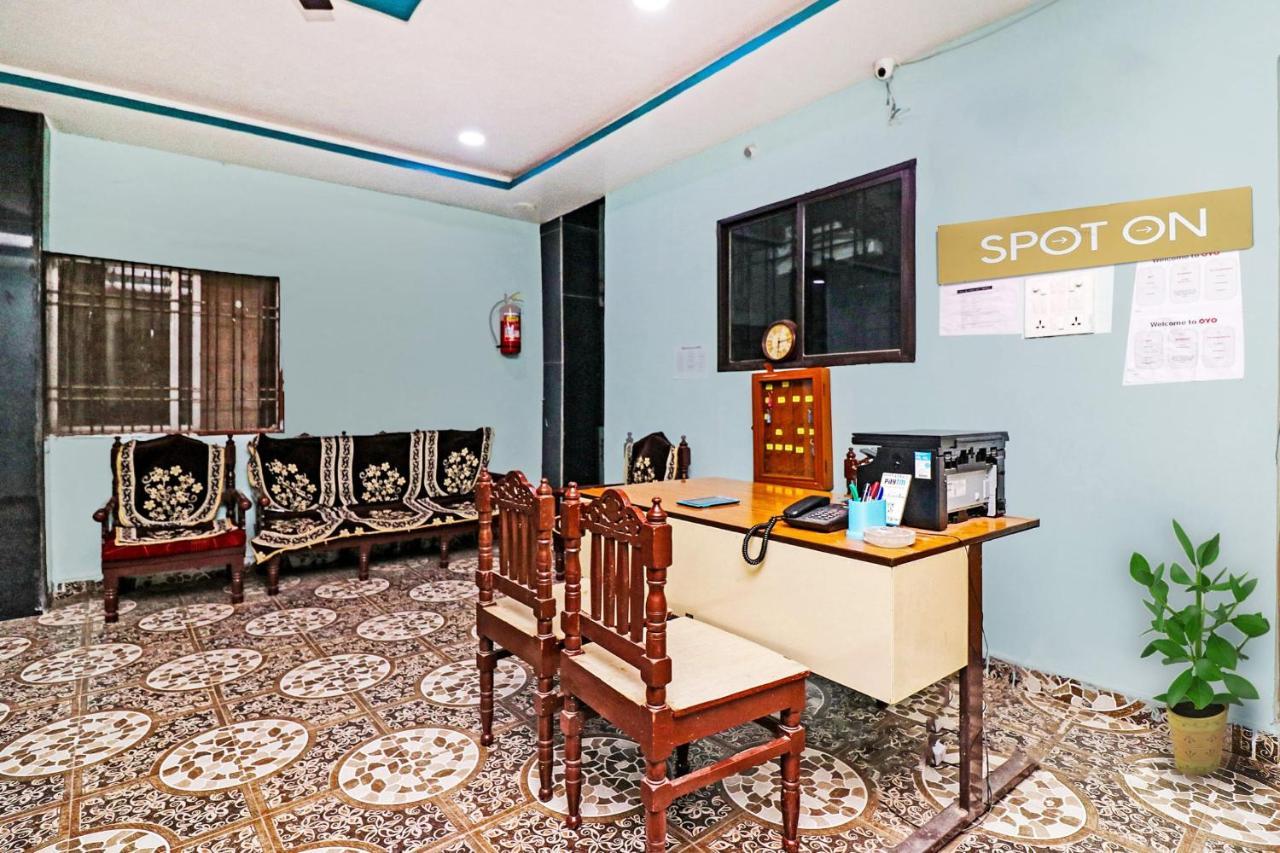 Spot On 37040 Hotel Ayushman Palace Bilāspur Esterno foto